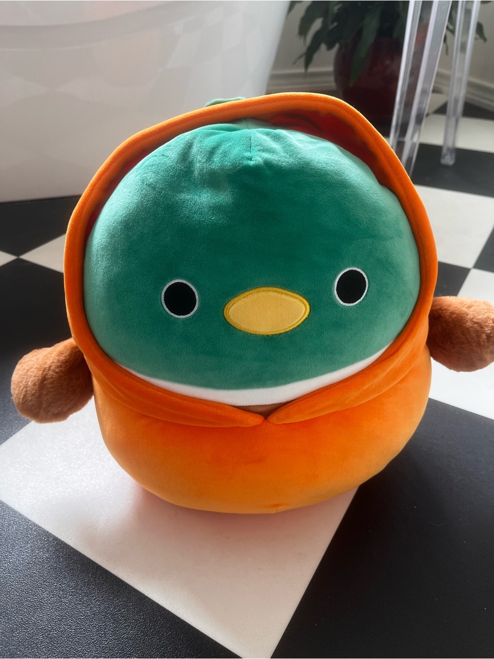 NWT! Squishmallows “Avery” Pumpkin Duck Plush. Orange & Green. 14”